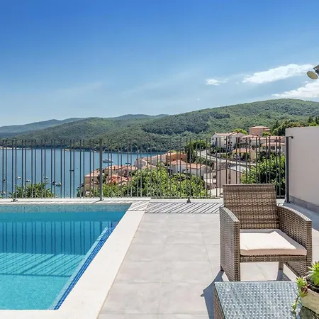 בית נופש Plominska Ii *