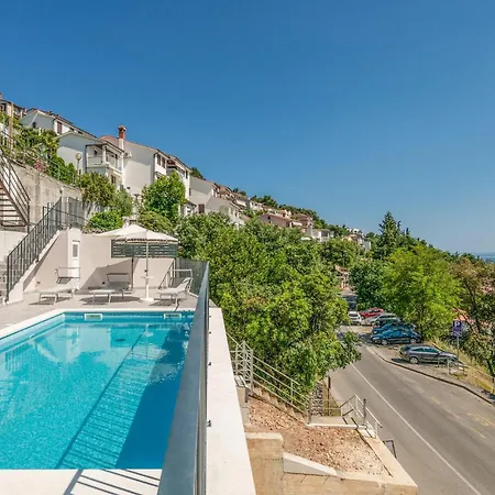 Plominska Ii בית נופש *